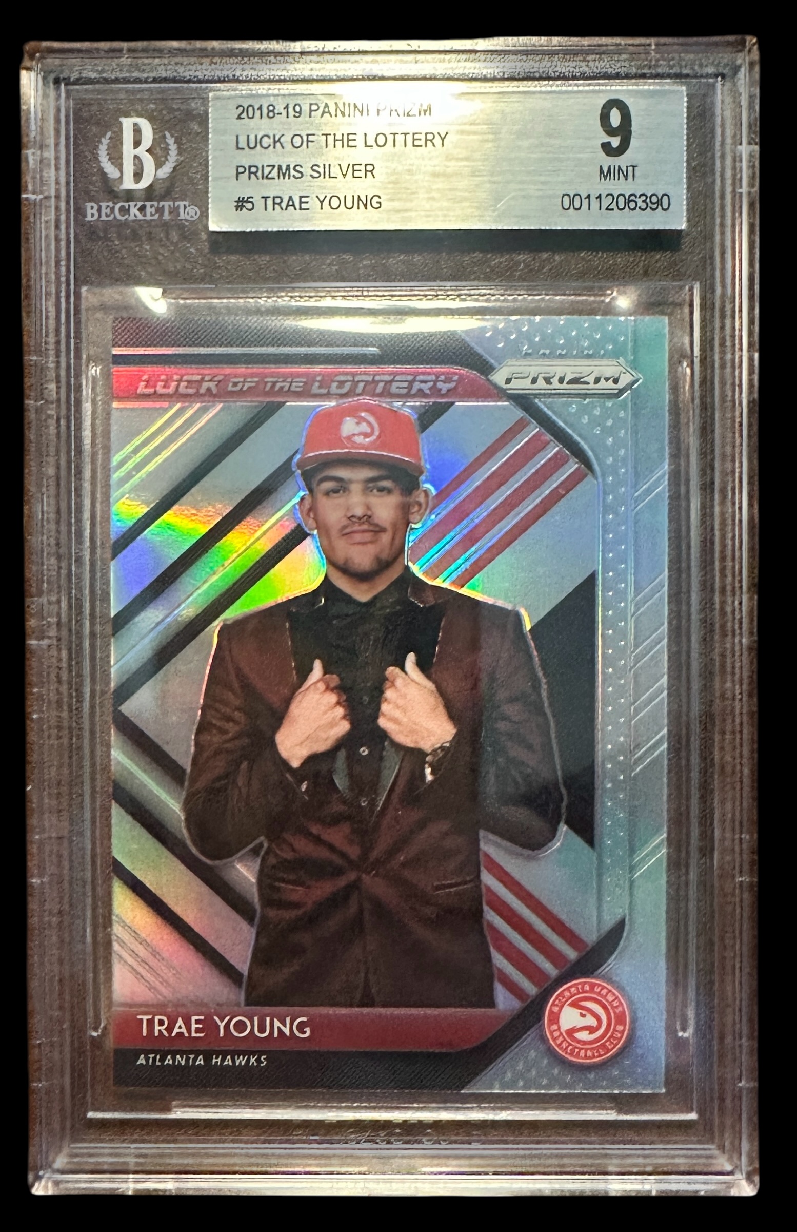 2018 - 2019 Panini Prizm Trae Young Luck of the Lottery Card